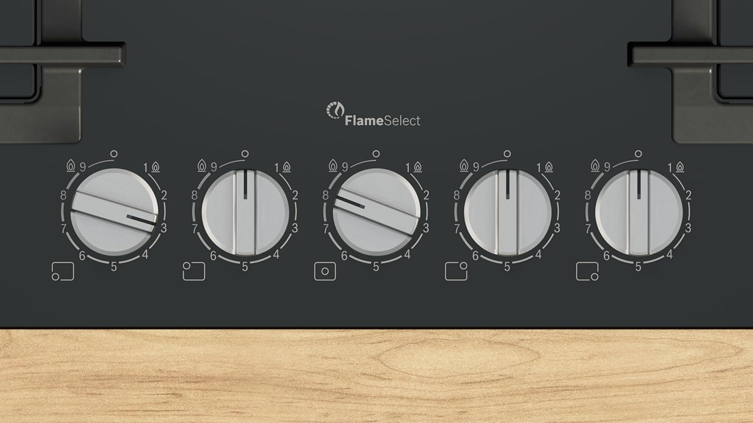 PPQ7A6I40, Series 6, Gas hob, 5 burners, 80 cm, Black tempered glass - Image 2