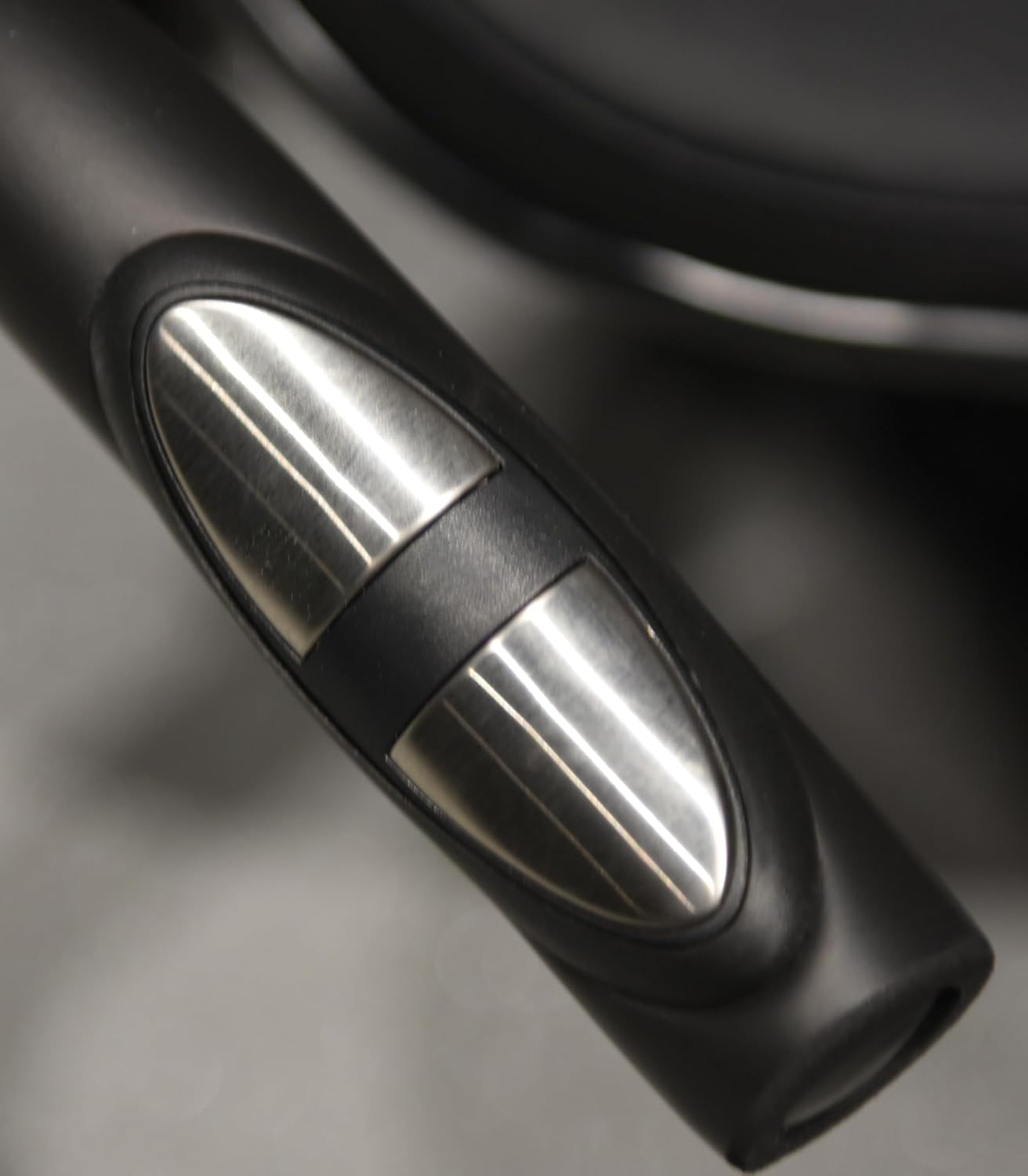 CARE FITNESS - Exercise Bike - Connected Cardio Master - Adjustable & Comfortable - Strapped Pedals - Magnetic Resistance - 21 Programs - Image 6